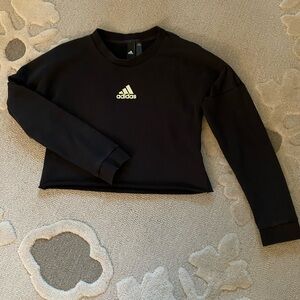 Adidas Black Crop sweatshirt